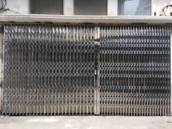 Cửa Kéo Inox 304 Có Lá thumb