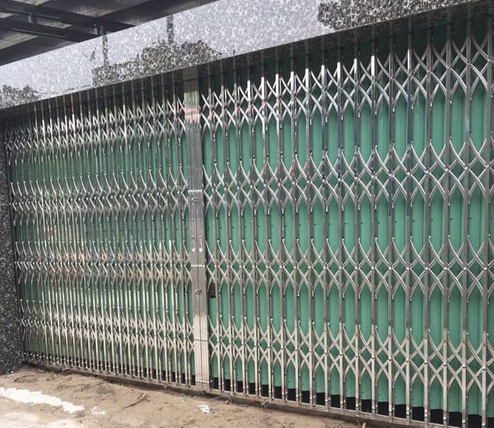 Cửa Kéo Inox 304 Có Lá